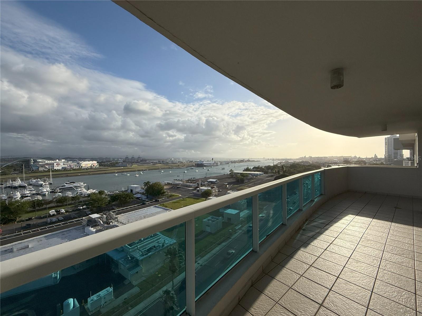 CONDOMINIO MILLENNIUM