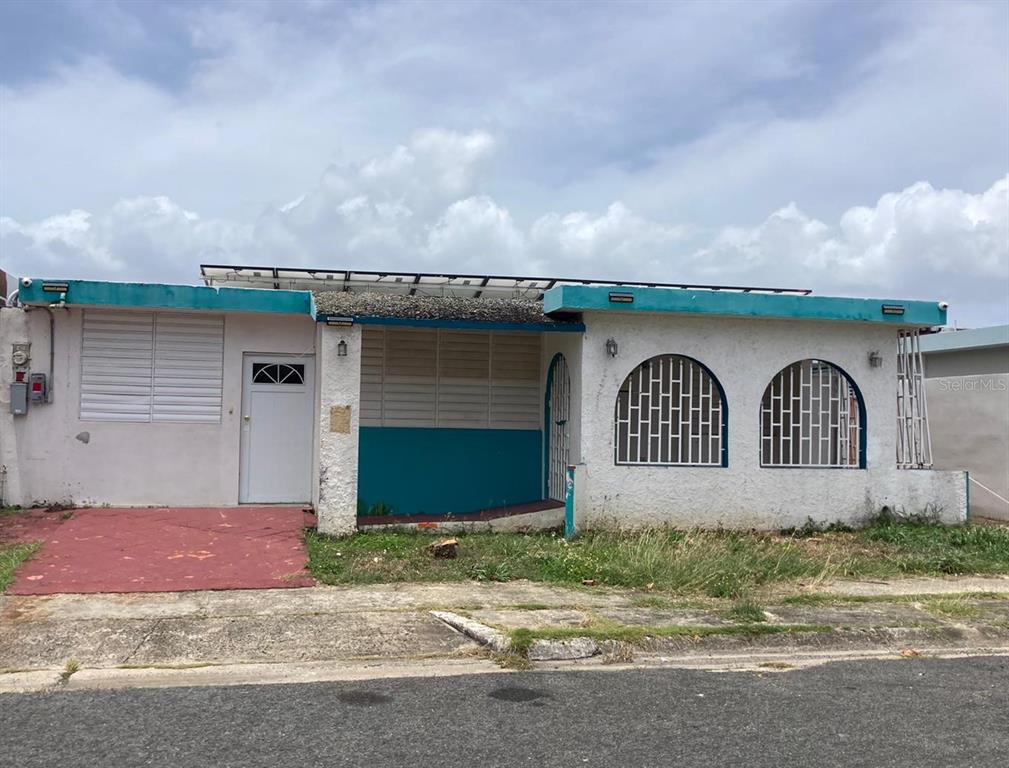 JARDINES DE COUNTRY CLUB