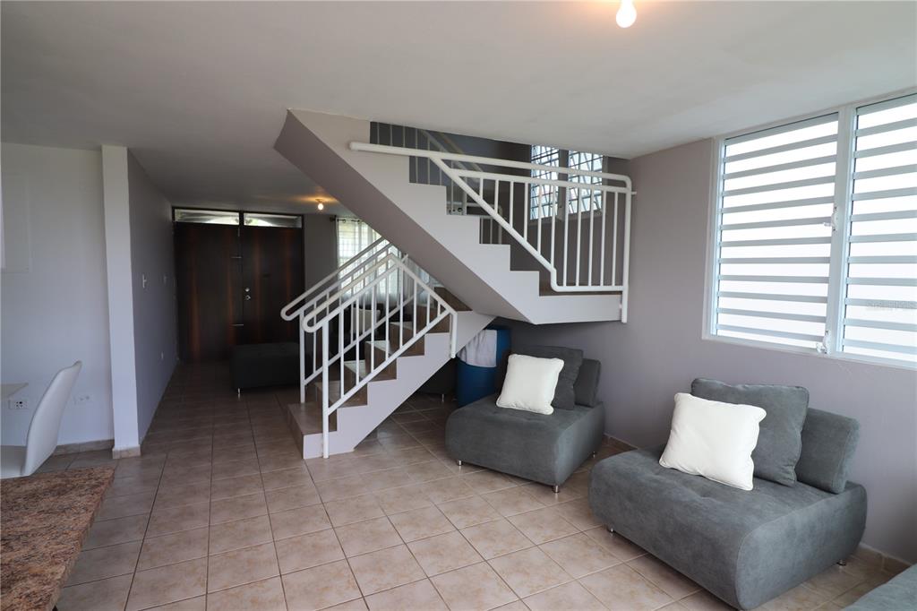 URB. RIVER EDGE HILLS