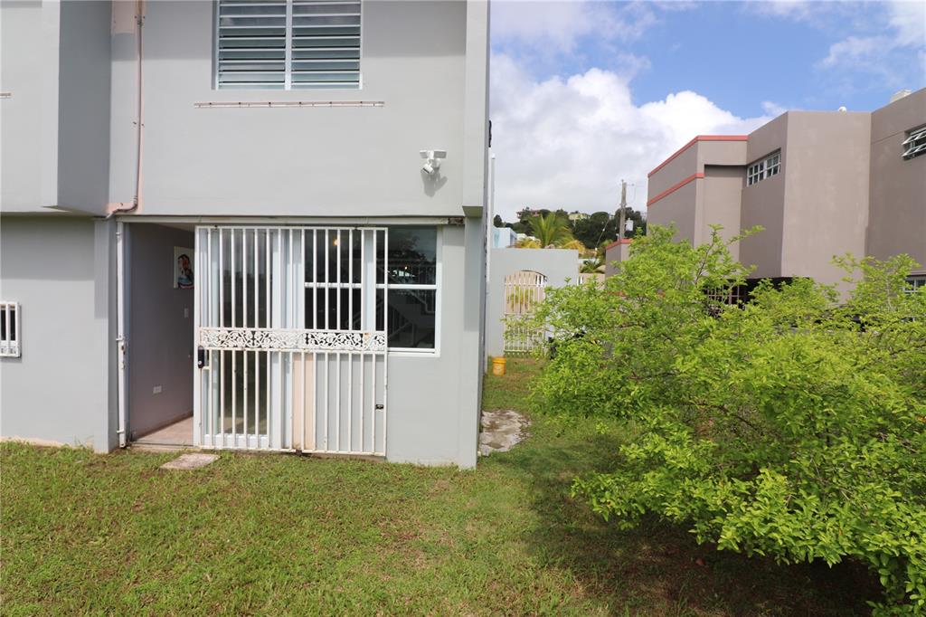 URB. RIVER EDGE HILLS