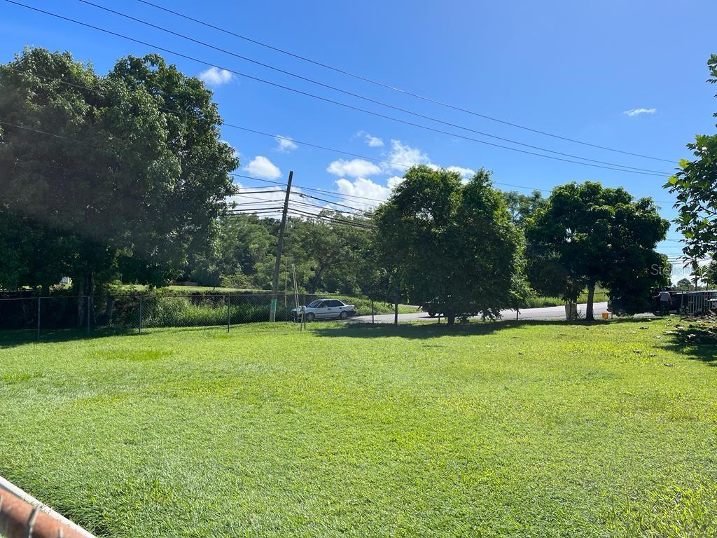 Lot 9 Road 102 Km 36 H 4 BO MINILLAS