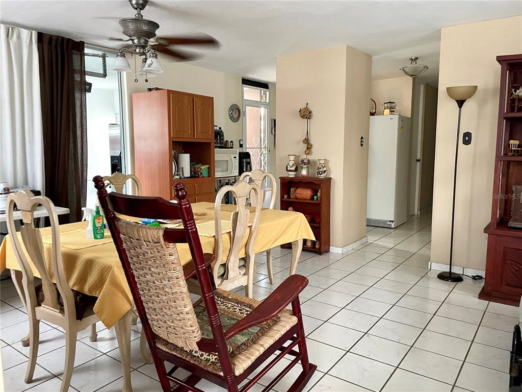 EXT LLANOS DE GURABO