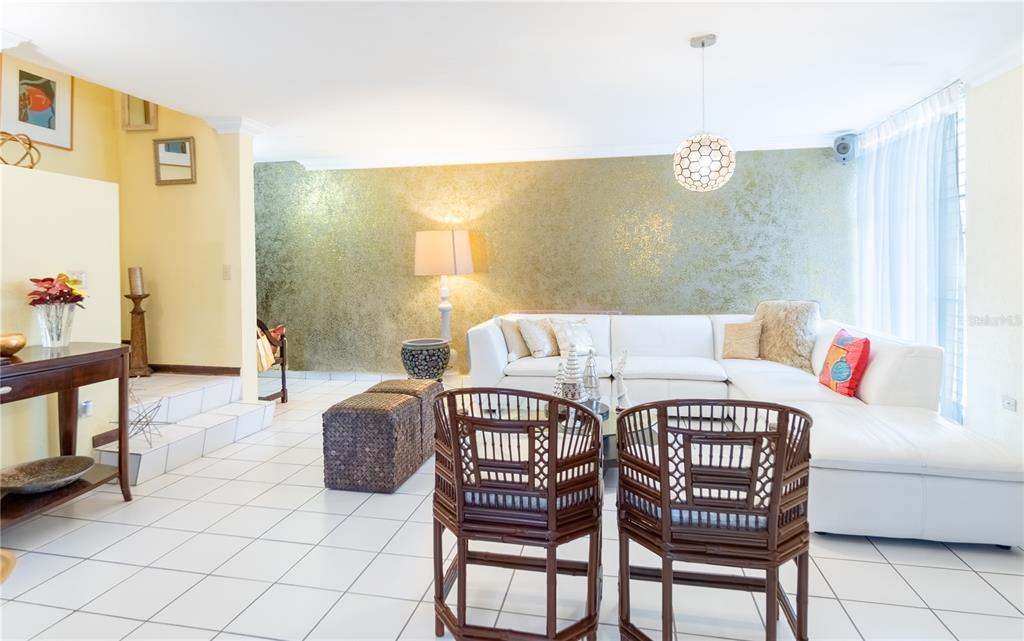 CONDOMINIO PLAZA ESMERALDA