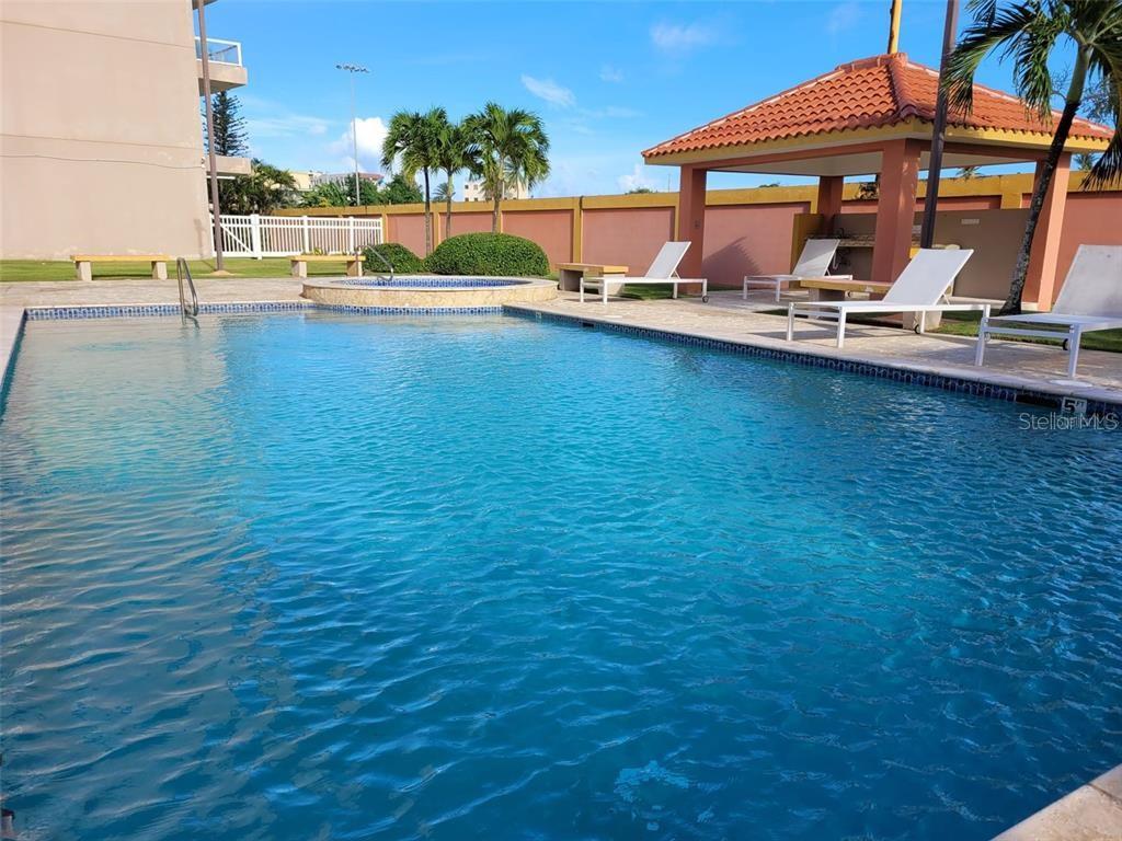 COND DOLPHIN TOWER AT EAST