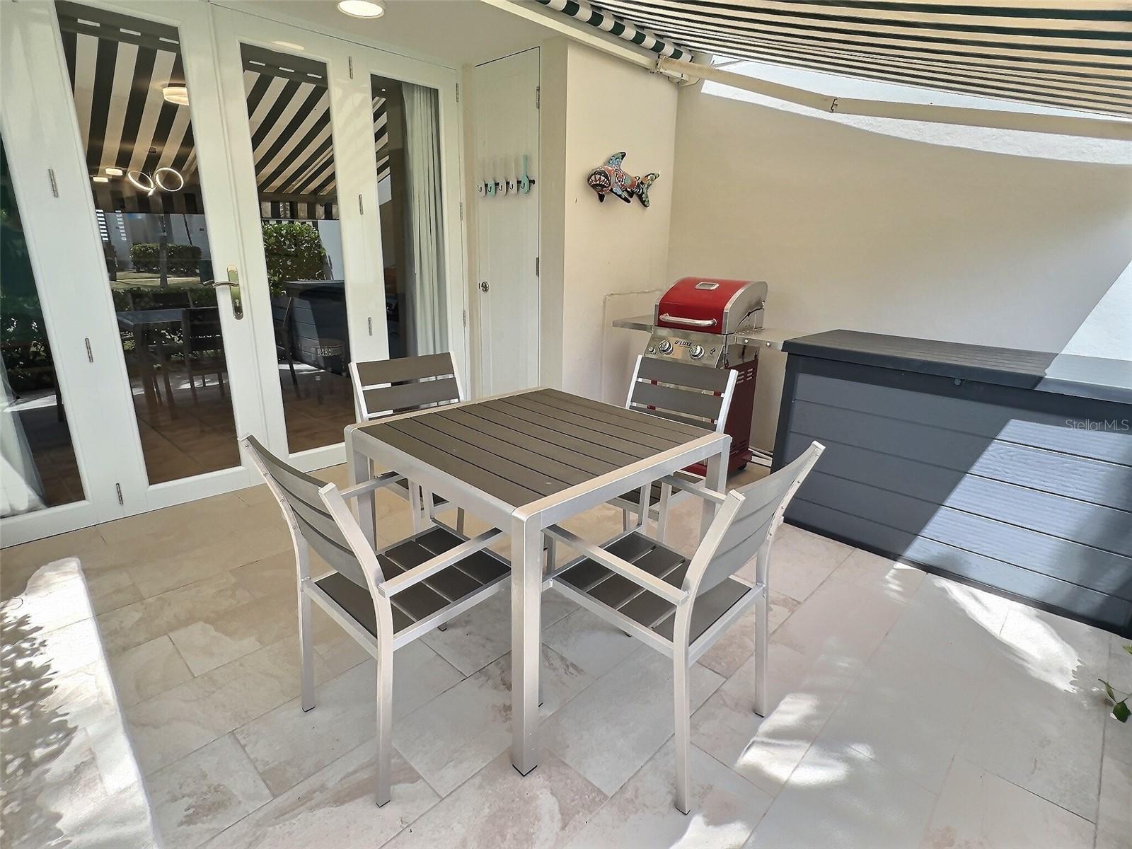 37 OCEN VILLAS URB DORADO DEL MAR