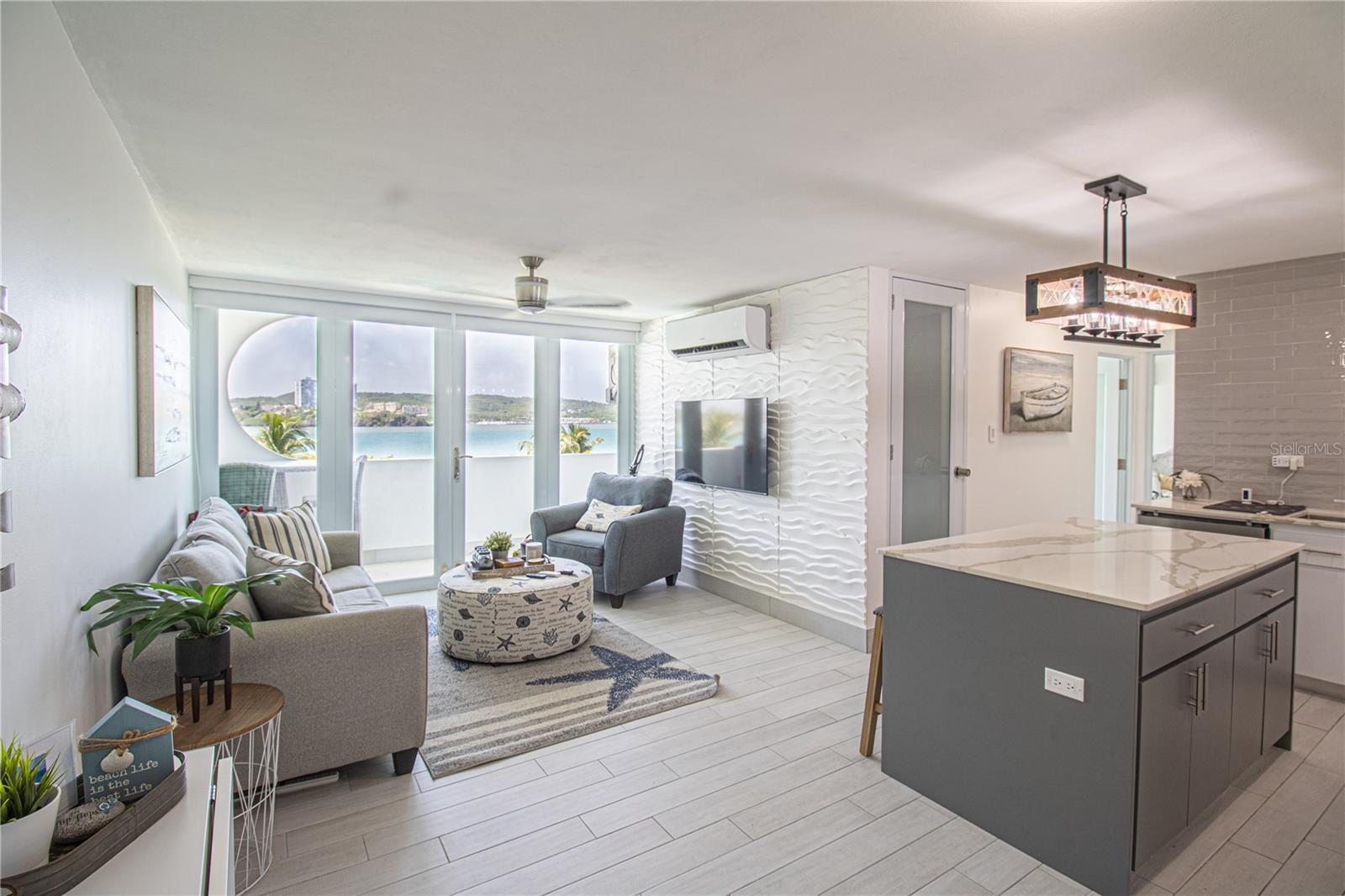 CONDOMINIO ISLETA MARINA