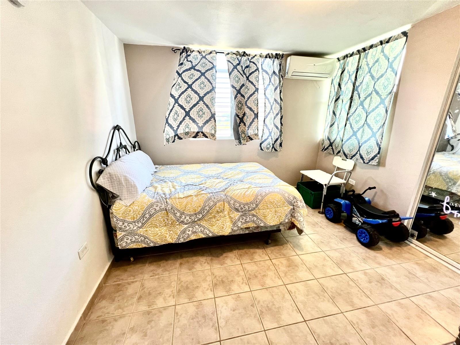 URB. RIVER EDGE HILLS