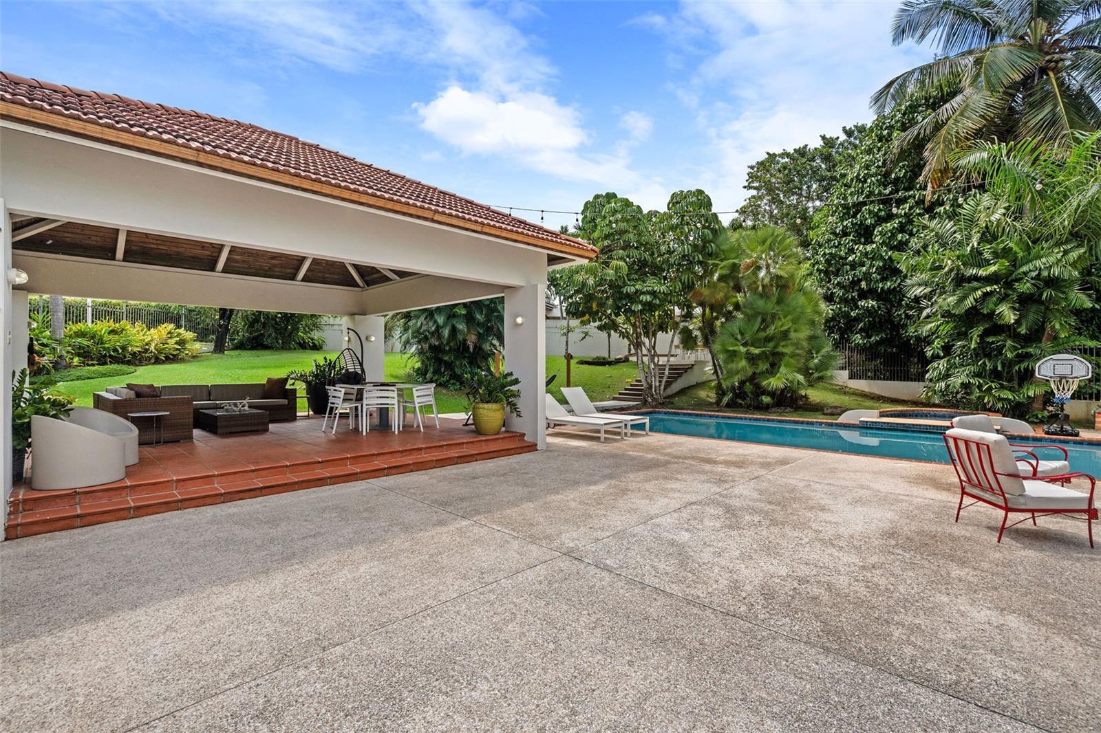 LA VILLA DE TORRIMAR