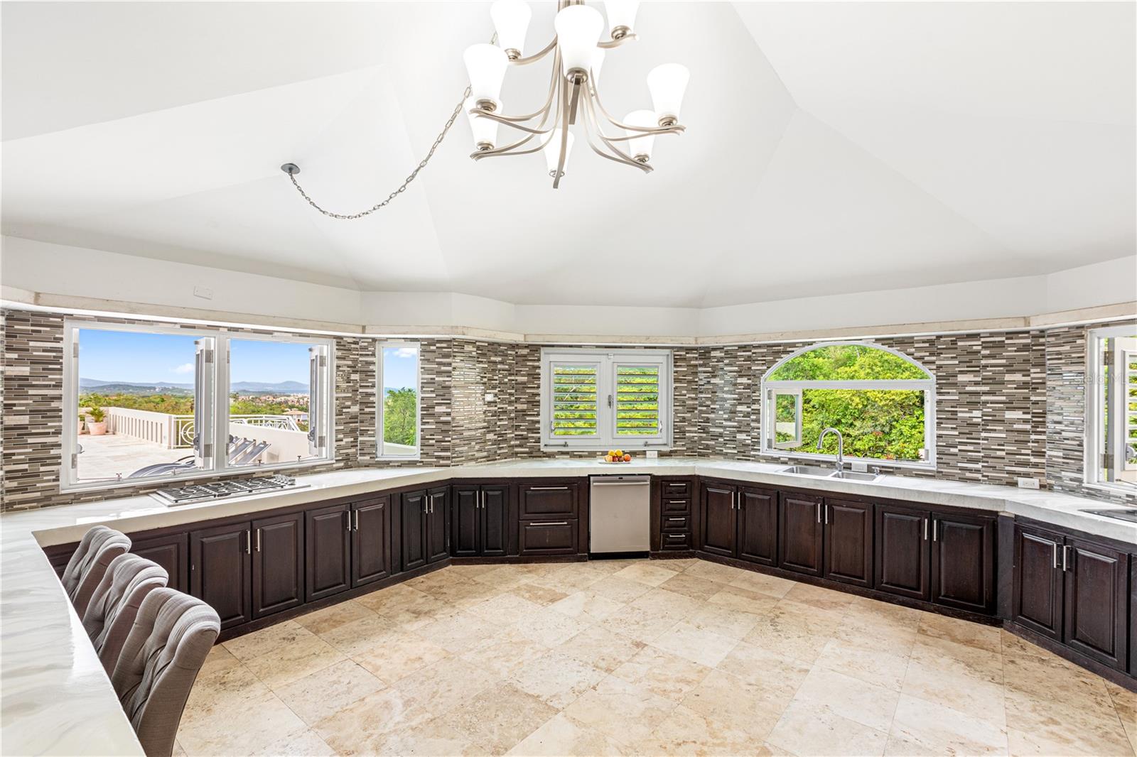 HARBOUR LIGHTS ESTATES