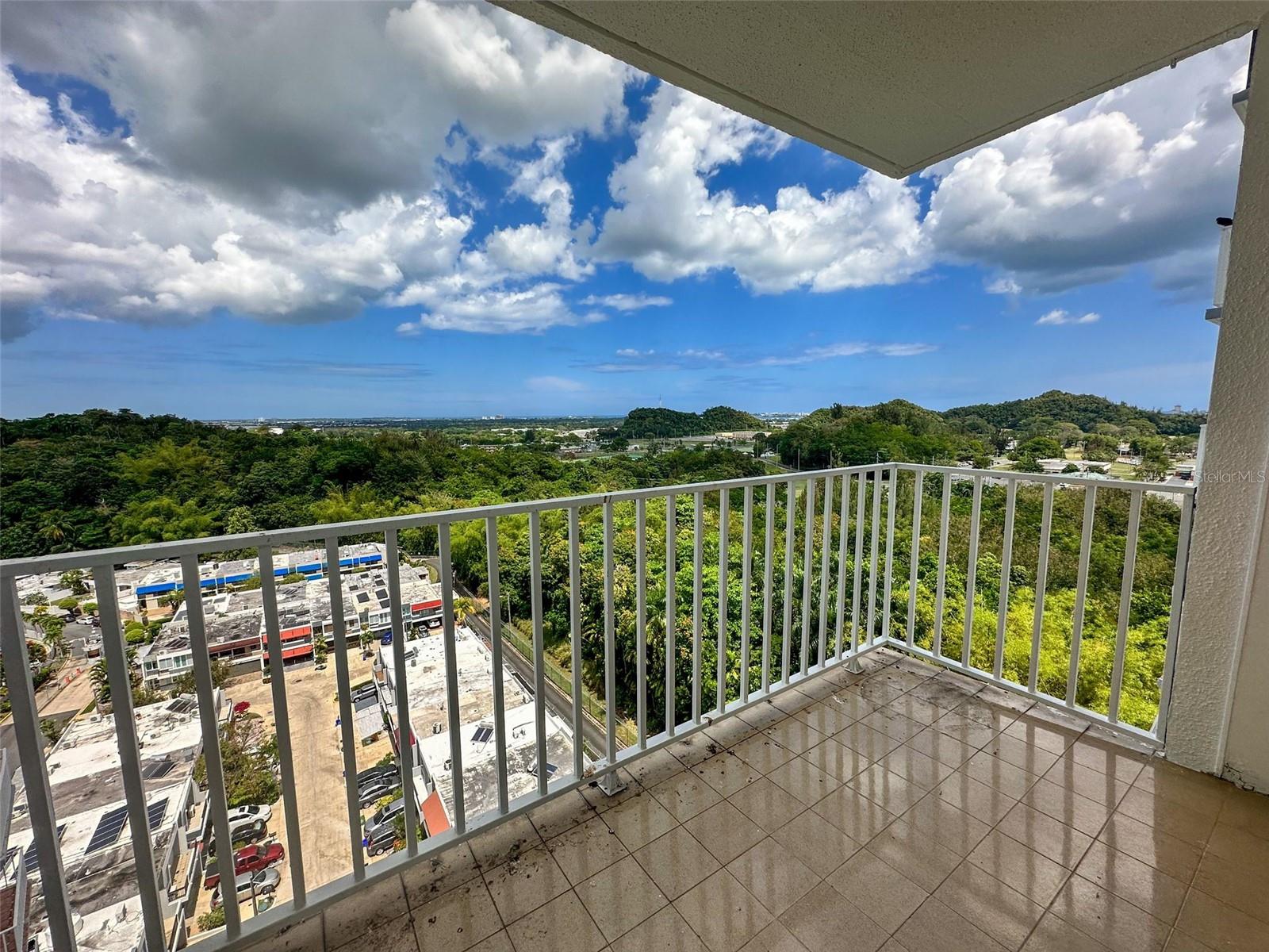 COND. PONCE DE LEON GARDENS