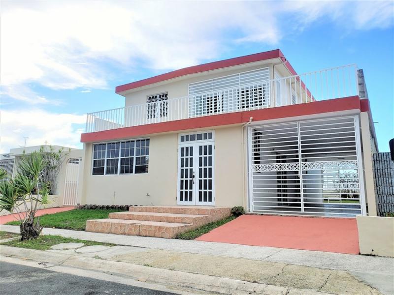 ALTURAS DE RIO GRANDE, CASA EN RIO GRANDE, PUERTO RICO