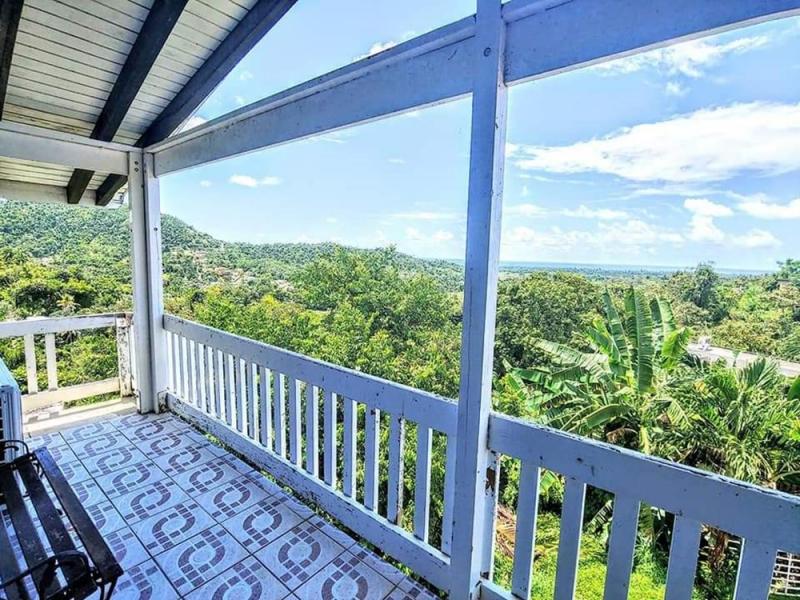 COLINAS DE LUQUILLO, CASA EN LUQUILLO, PUERTO RICO