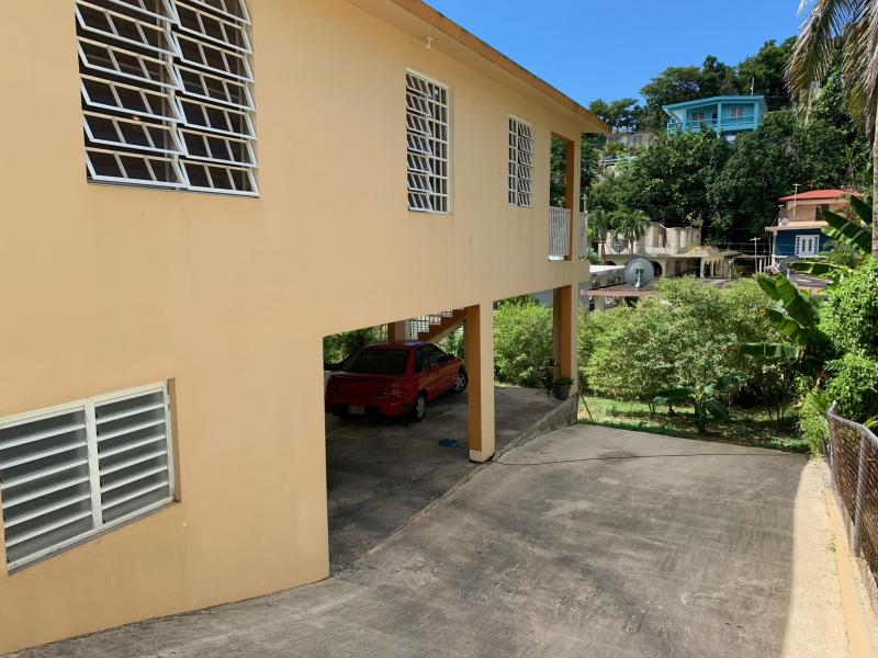 GUANIQUILLA, CASA EN AGUADA, PUERTO RICO