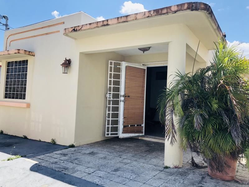 ROOSEVELT, CASA EN HATO REY, SAN JUAN PUERTO RICO