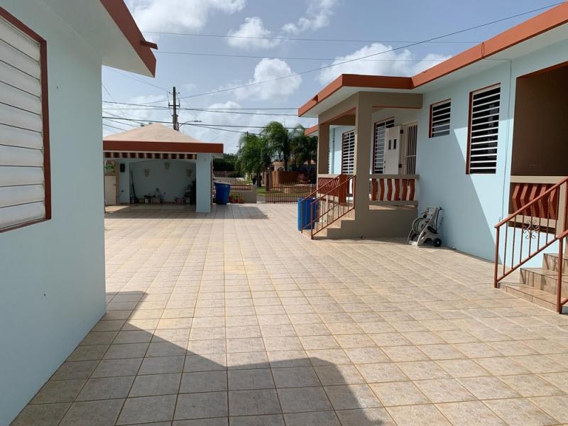 CAMASEYES, CASA EN AGUADILLA, PUERTO RICO