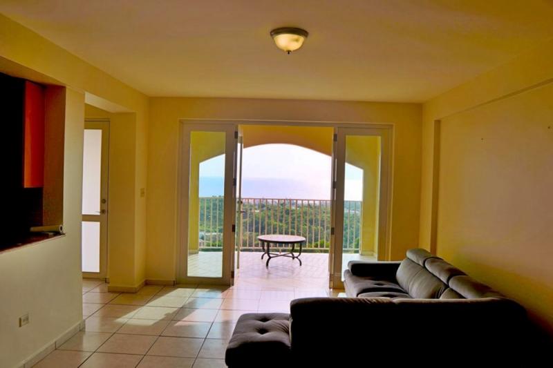 LADERAS DEL MAR, PENTHOUSE EN AGUADILLA, PUERTO RICO
