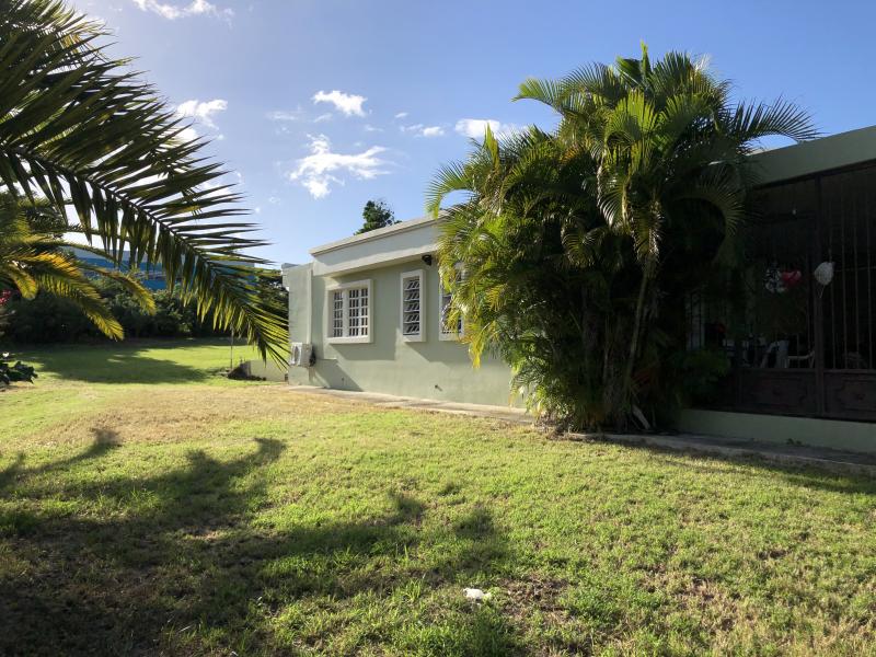QUINTAS DEL LLANO CASA EN COAMO, P.R.