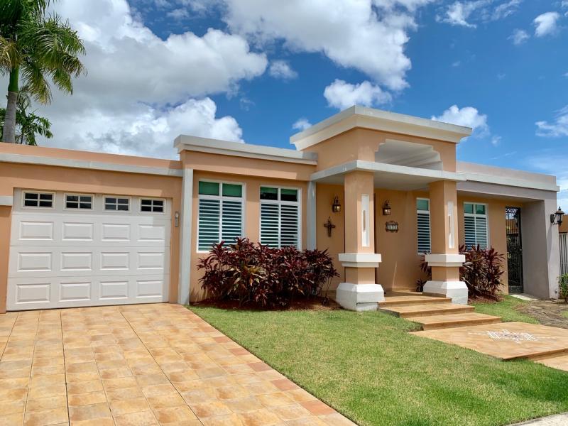URB TINTILLO GARDENS, GUAYNABO,CASA
