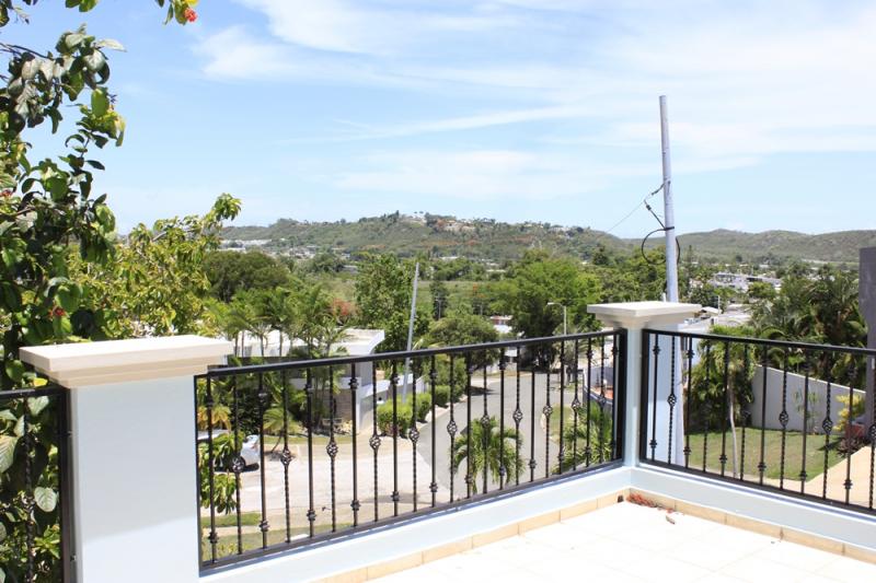 QUINTAS DE MONSERRATE, CASA EN PONCE, PUERTO RICO