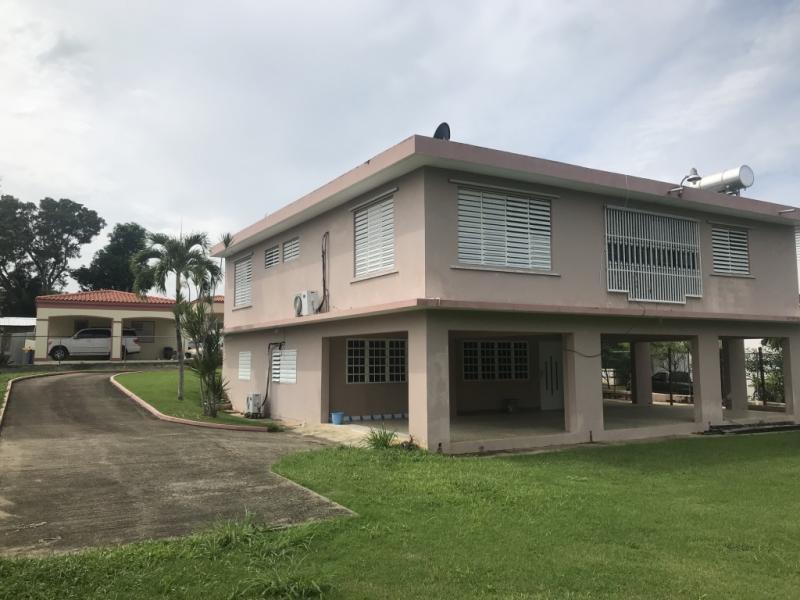 HATO ARRIBA, CASA EN ARECIBO, PUERTO RICO