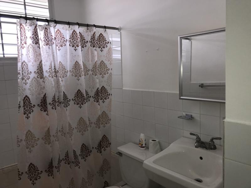 PASEOS REALES, CASA EN ARECIBO, PUERTO RICO