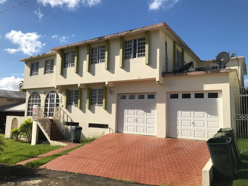 URB. EL RETIRO, CASA EN CAGUAS, PUERTO RICO