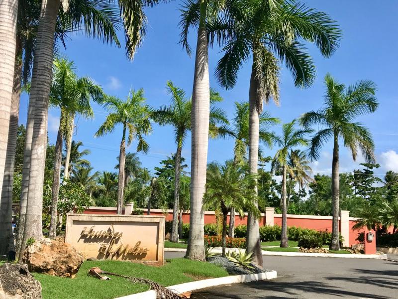 HACIENDA EL MOLINO, SOLAR EN VEGA ALTA, PUERTO RICO