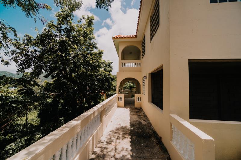 BO. ANTON RUIZ, CASA EN HUMACAO, PUERTO RICO
